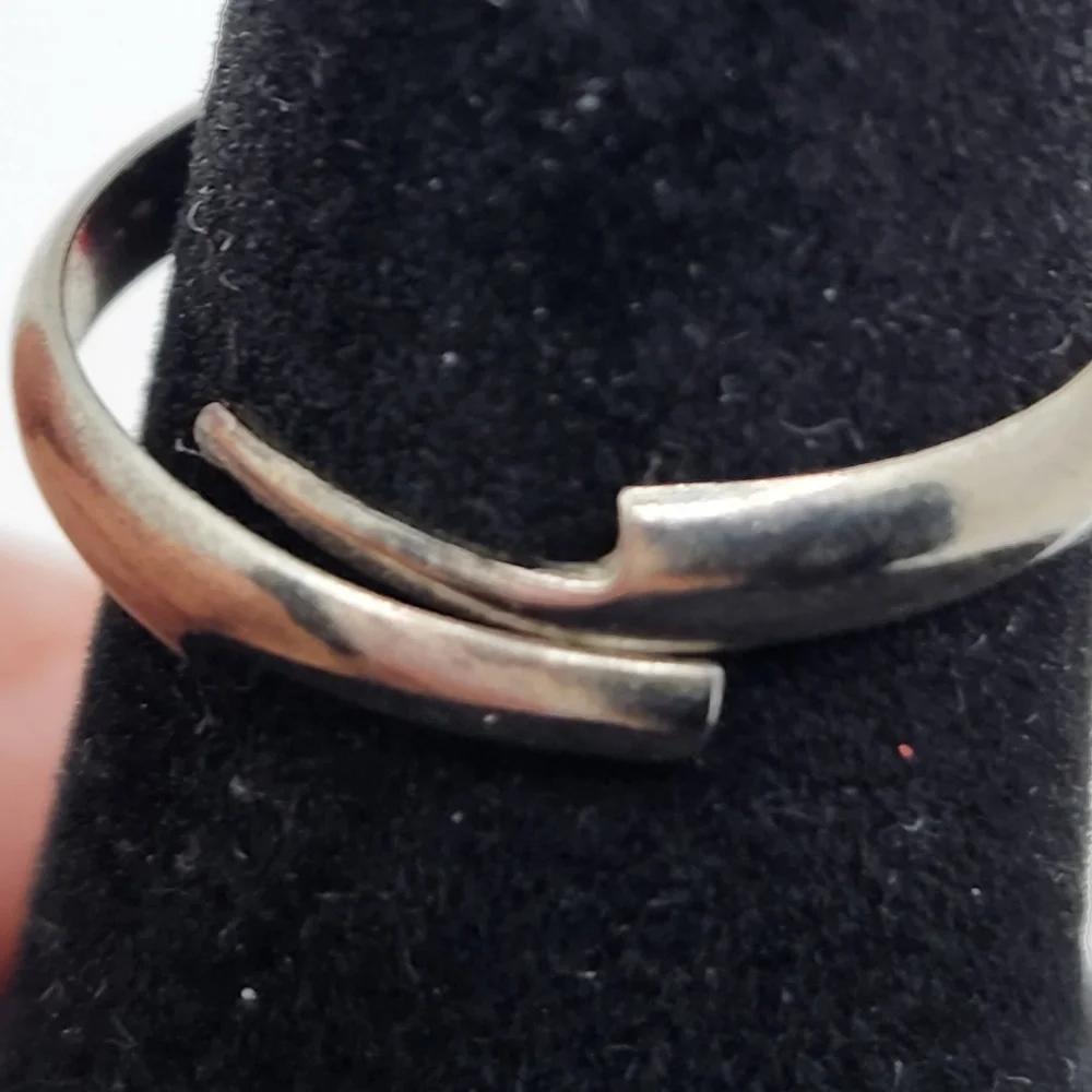*SALE $8. GLASS Heart Ring